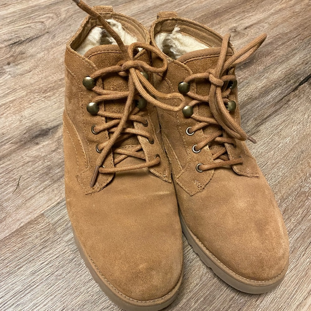 UGG Women’s Bethany Boot